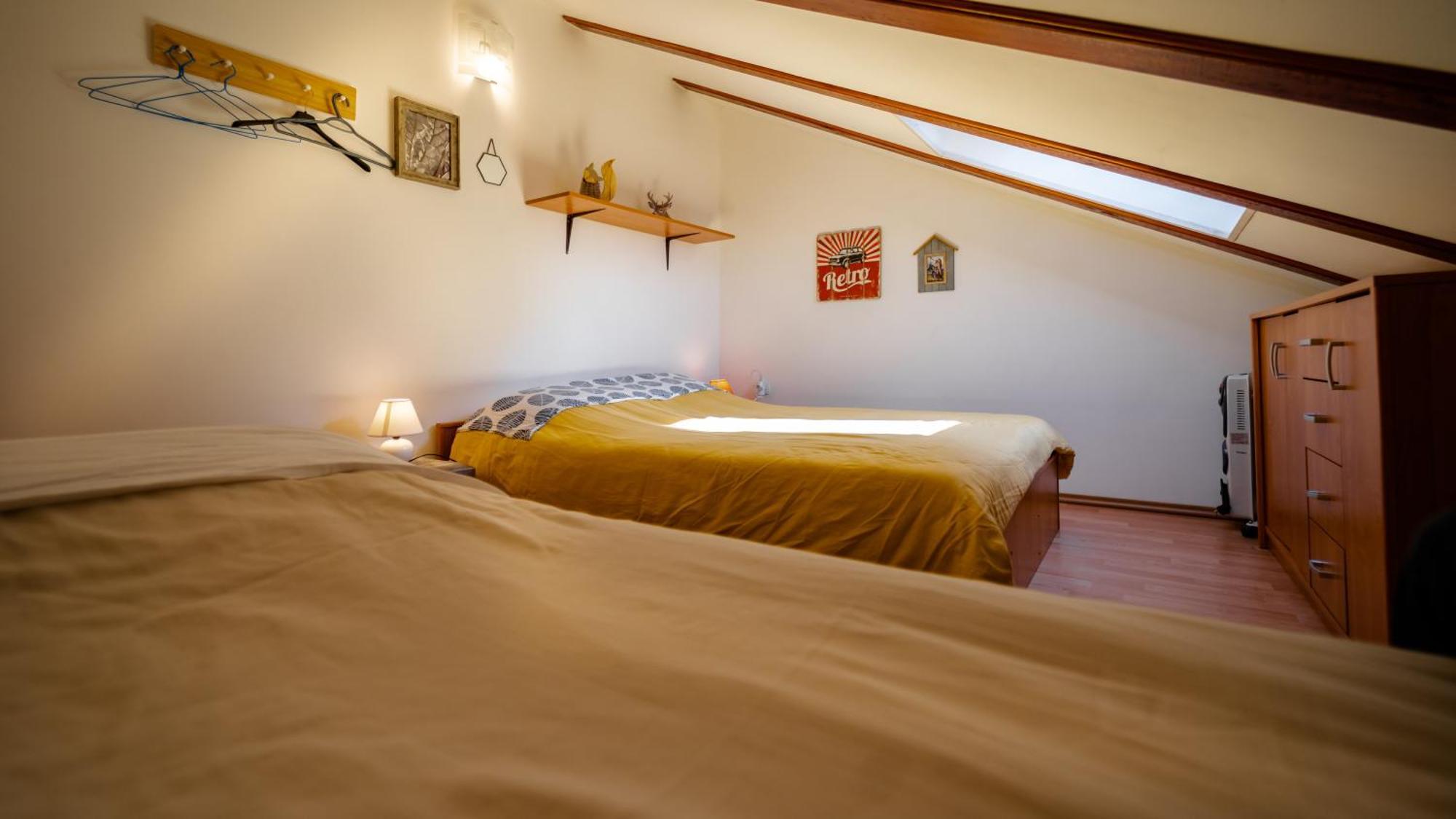 Specious Apartment Manitu In Forest Countryside Fuzine Luaran gambar